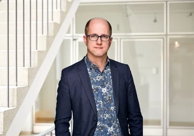 Prof. Dr. Hakenes.webp